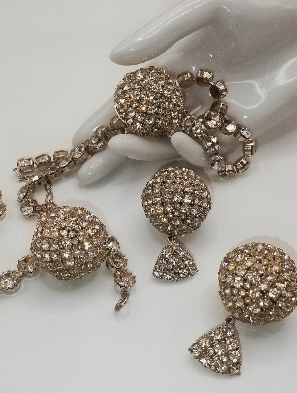 Vintage Schiaparelli Fiery Rhinestone Ball Necklace Bracelet Earrings Suite